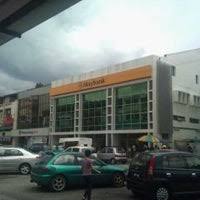 Umno building, jalan awang, 85000 segamat, johor services: Maybank Oug Bank In Kuala Lumpur