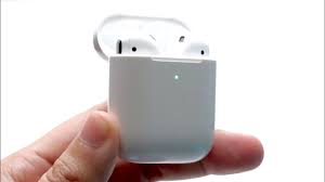 how to fix airpods blinking green light
