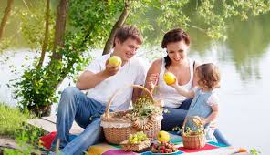 Shop for fresh food and meals without leaving the convenience of your home. Picknick Mit Der Familie So Macht Das Open Air Essen Allen Spass