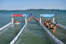 The 5.2 km event in lake balaton is held on 7 july 2012 from the port of révfülöp to the platan beach establishment in balatonboglár. 38 Lidl Balaton Atuszas Eredmenyek Online365