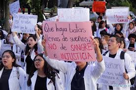 Médicos residentes de hospital en Ecatepec acusan negligencia