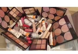 20 item makeup bundle beauty whole