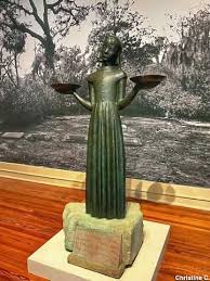 Savannah Ga Statue Of The Bird Girl