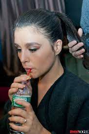 jessie ware gets glam for a big show