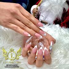 lux nails spa