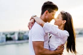 romantic couple hugging images