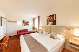 Durch die nähe zur historischen bremer innenstadt mit rathaus &. Hotel Bremen Hotel In Bremen Hotels In Bremen Online Buchen 2021 Novum Hotels