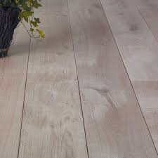 wire brushed natural white oak flooring