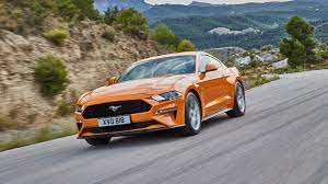 2017 ford mustang gt fastback 4k 3