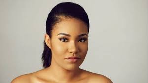 The joromi crooner has an estimated net worth of $500,000 (180 million naira). Top 10 Most Beautiful Female Models In Nigeria 2021 Nigerian Informer