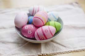 17 easter egg decorating ideas from