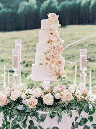 30 wedding cake table décor ideas