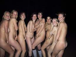 Embarrassing Naked - 44 photos