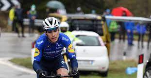 The points classification winner from . Giro D Italia Strong Effort Puts Almeida In Tenth Place Deceuninck Quick Step Cycling Team