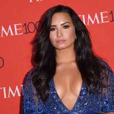 Demi lovato joins the countless celebs with this chic cropped cut, aka the bob. Demi Lovato Awake In Hospital After Reported Drug Overdose Demi Lovato The Guardian