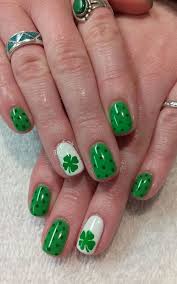Patricks day nail designs that aren't cheesy or too hard to accomplish at home. St Patricks Day Nail Art Design Ideas Party Wowzy