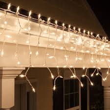 Kringle Traditions 8 5 Ft 150 Clear Icicle Lights Indoor Outdoor House Lights For Christmas Incandescent Outdoor String Icicle Lights Christmas