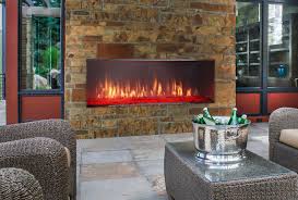 Lanai Outdoor Linear Fireplace With