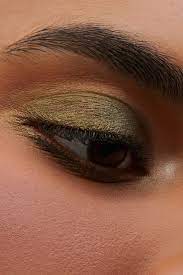 lovestruck luck eyeshadow palette m a