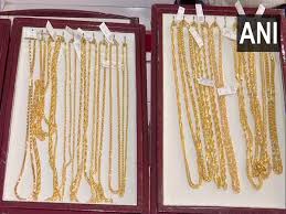 India News | Jewellers Hail Government's Decision to Make Hallmarking of  Gold Mandatory | LatestLY