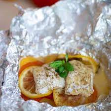 baked cod in foil with tomatoes