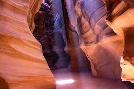 light beams in upper antelope canyon