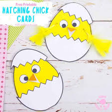 Easter is right around the corner, and that means fresh blooms are on the way! Hatching Chick Easter Card Craft Kids Craft Room