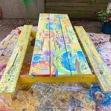 Painting A Picnic Table Yn Dube
