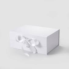 a5 deep white magnetic gift box with