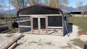 Whether you want to build a duck coop with an attached run or want that floating duck house, there are plans for you. Create The Perfect Pen Duck Creek Farm