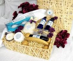 10 sympathy gift baskets to show how