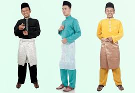 Ketika membahas baju melayu modern sering kali kita terbesit baju kurung. Apa Beza Tentang Baju Melayu Moden Dengan Traditional Eratuku