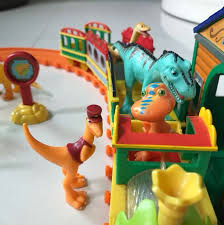 dinosaur train learning curve train set