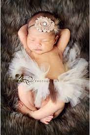 29 wonderful newborn photo poses you