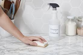 aromatic vinegar spray for cleaning