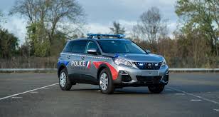 Peugeot 5008 police et gendarmerie. Les Nouvelles Peugeot 5008 De La Police Deja En Circulation Dans Le Loiret