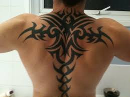Có bạn cá tính mạnh thì xăm nguyên cả lưng, cả 1 bên đùi, chân, tay. Káº¿t Quáº£ Hinh áº£nh Cho Hinh XÄƒm Sau LÆ°ng Nam Tribal Back Tattoos Mens Shoulder Tattoo Tribal Tattoos For Men