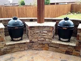 do style charcoal grills in outdoor