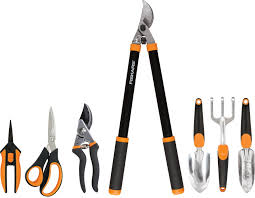 fiskars garden tool essentials set with steel blades 7 piece bundle size 8 in