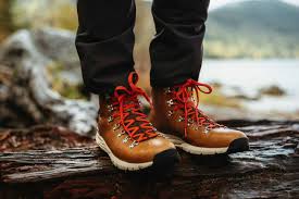 the 12 best hiking boots for pacific