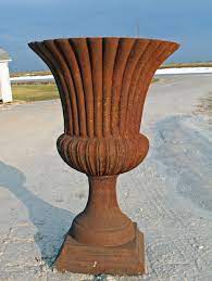 38 cast iron garden urn flower planter
