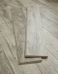 le lavenham oak laminate flooring