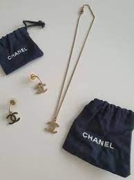 chanel reversable necklace black