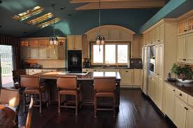 Choosing Your Kitchen Colors Cabinets