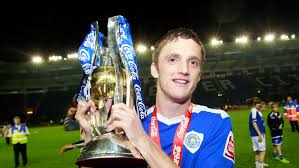 Andrew philip king (born 29 october 1988) is a professional footballer who plays as a central midfielder for belgian first division a club oh leuven and the welsh national team. Andy King Leicester City Bids Farewell To A Legend
