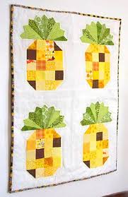 free quilt project pineapple wall