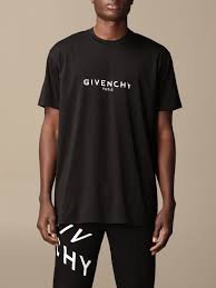 Buy, sell, empty your wardrobe on our website. Givenchy T Shirt Herren T Shirt Givenchy Herren Schwarz T Shirt Givenchy Bm70kc3002 Giglio De