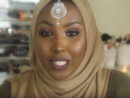 10 hijabi makeup artists you should