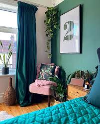 Green And Pink Bedroom Decor With