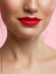 red ombre lipstick on